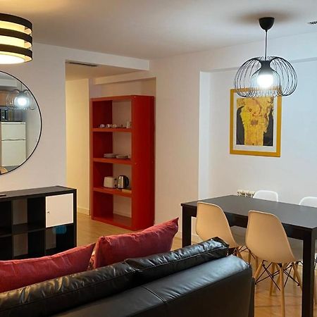 Lc Apartamentos Cesar Augusto Сарагоса Экстерьер фото