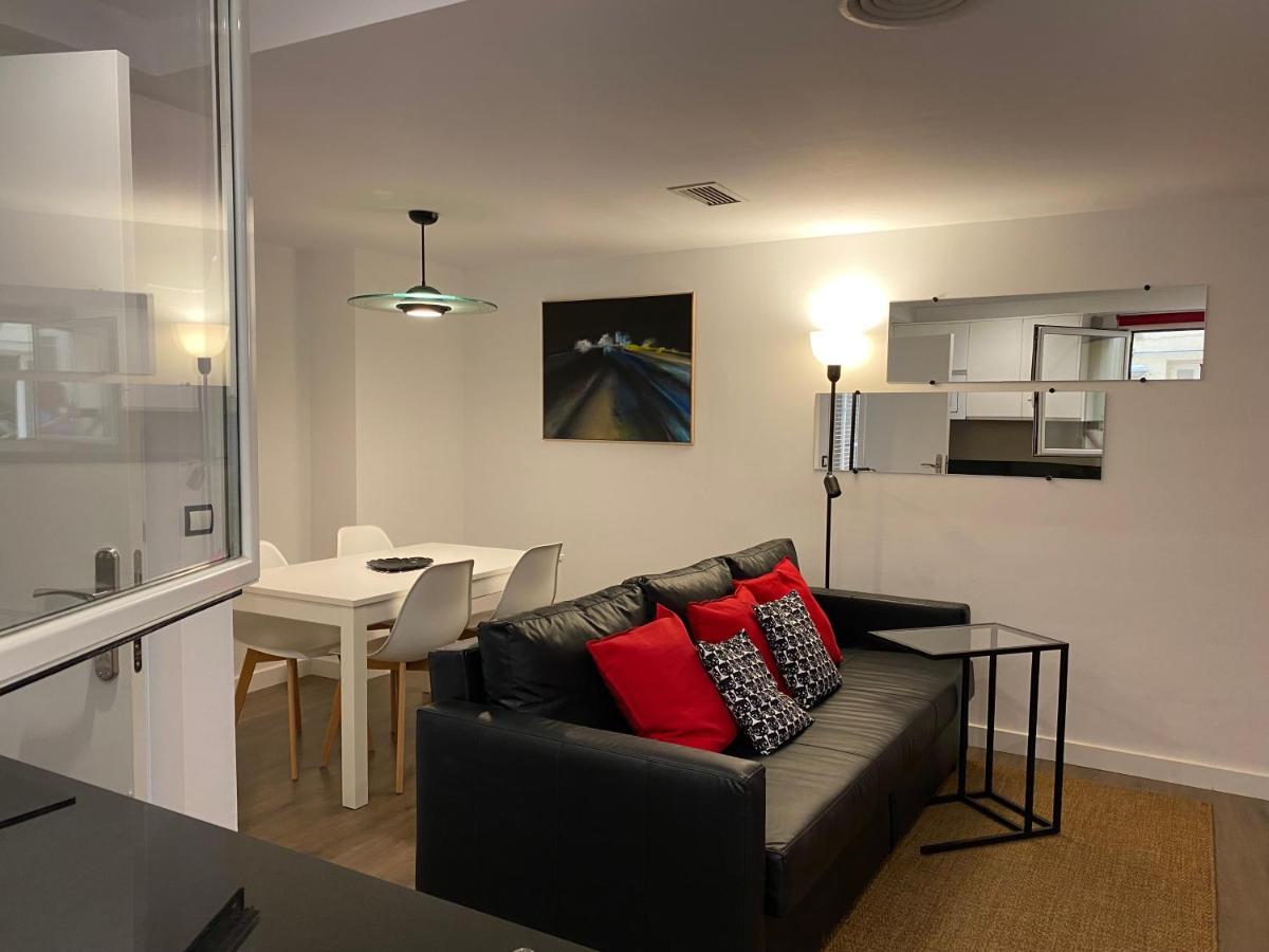 Lc Apartamentos Cesar Augusto Сарагоса Экстерьер фото