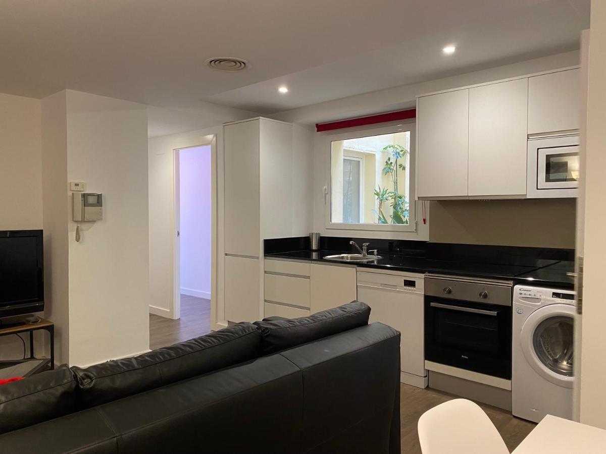 Lc Apartamentos Cesar Augusto Сарагоса Экстерьер фото