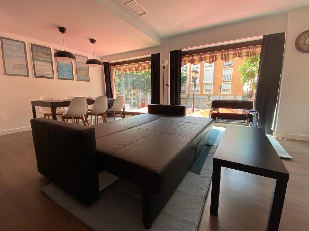 Lc Apartamentos Cesar Augusto Сарагоса Экстерьер фото