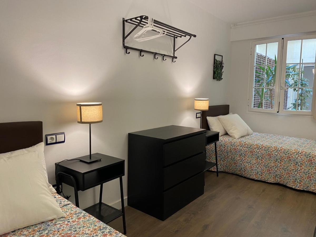 Lc Apartamentos Cesar Augusto Сарагоса Экстерьер фото