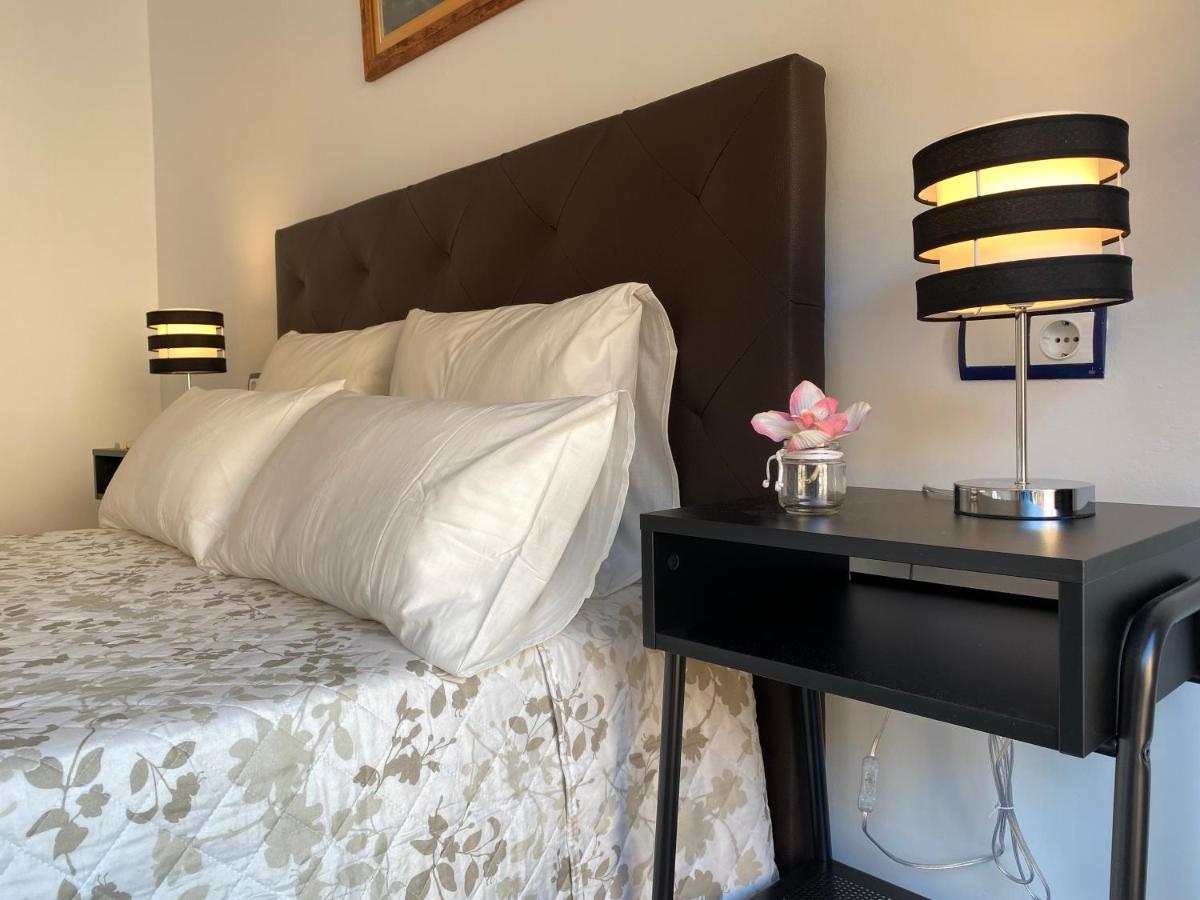 Lc Apartamentos Cesar Augusto Сарагоса Экстерьер фото