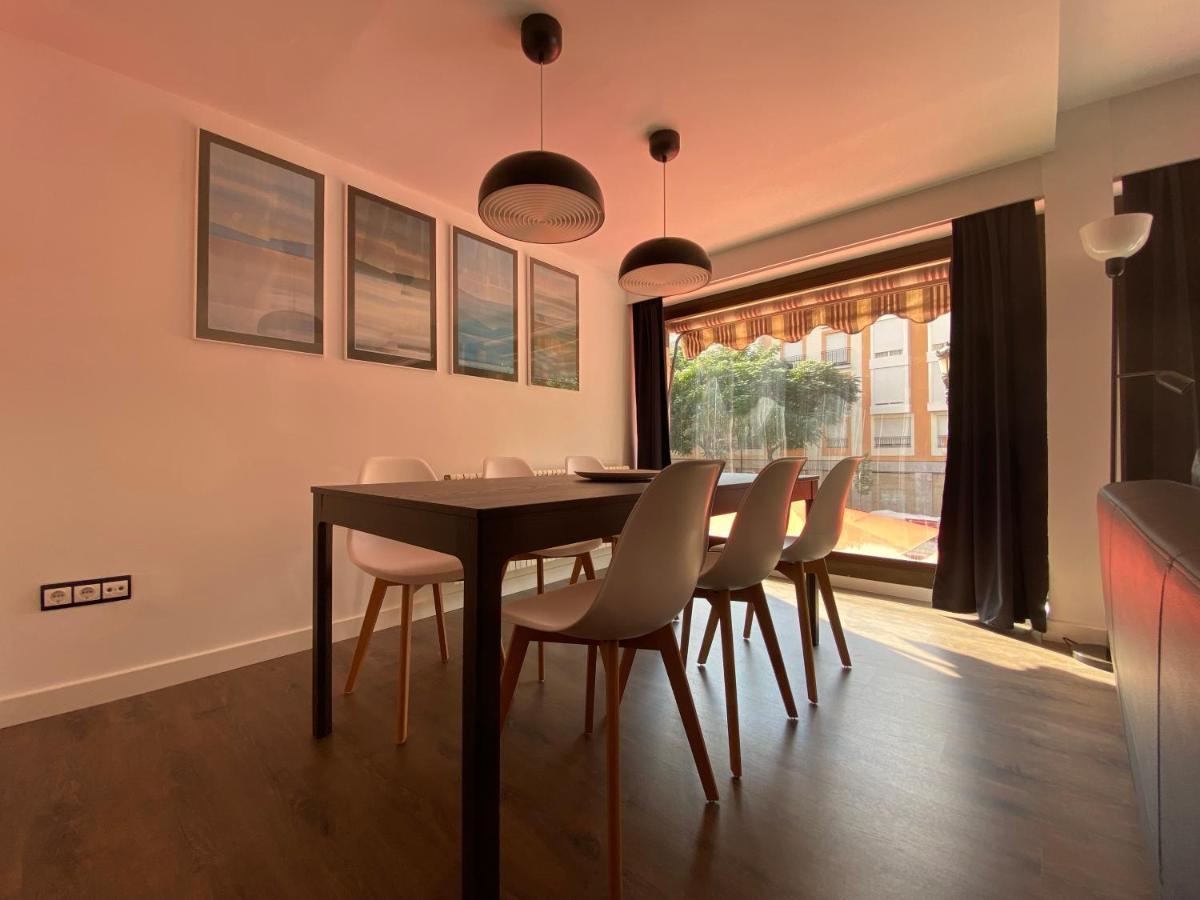 Lc Apartamentos Cesar Augusto Сарагоса Экстерьер фото