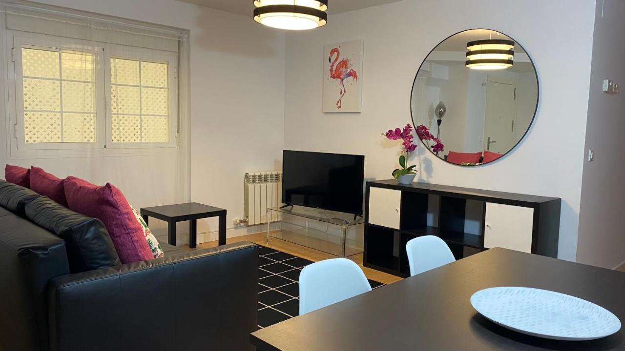 Lc Apartamentos Cesar Augusto Сарагоса Экстерьер фото